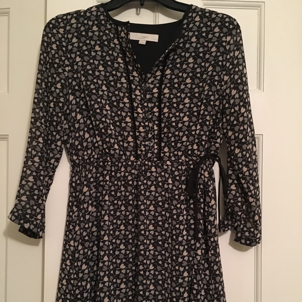 Loft- Petite XS- chiffon lined dress